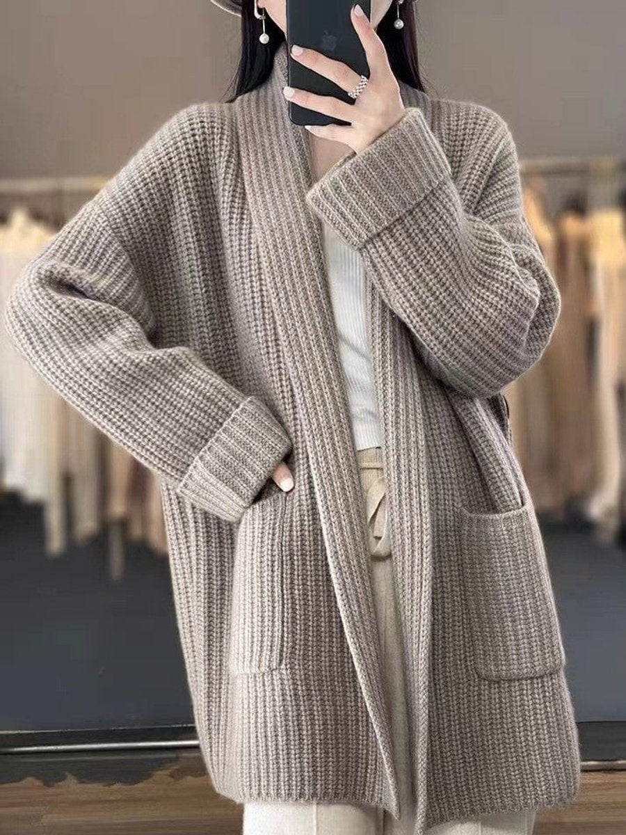 Amanda | Elegant Ribbed Knit Cardigan - Solfae