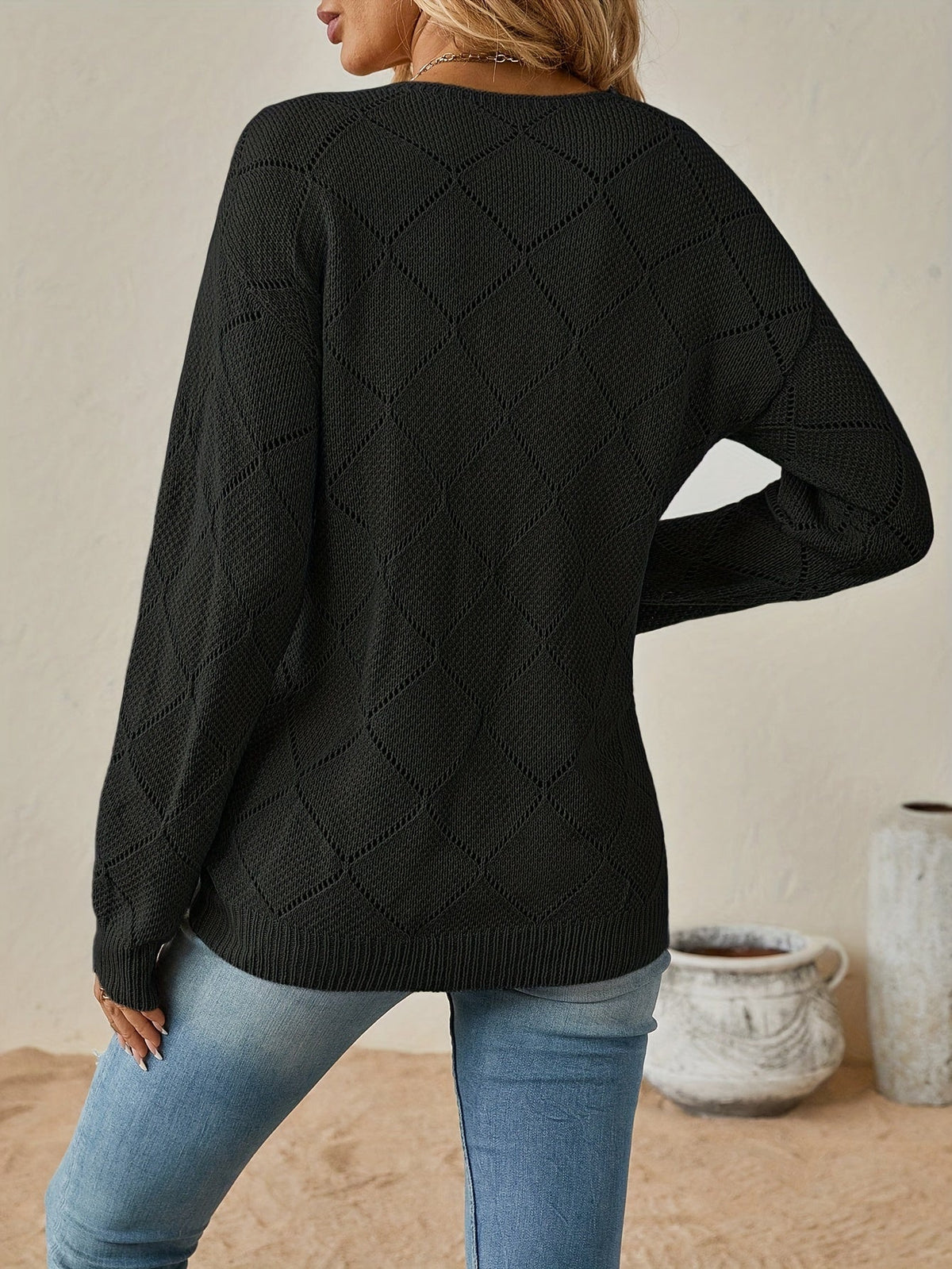 Amber | Elegant Openwork Diamond Sweater - Solfae