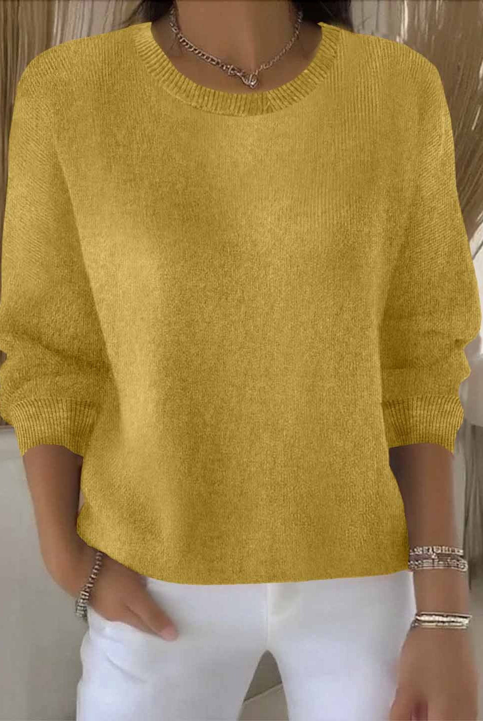 Joyce | Elegant Crewneck Knit Sweater - Solfae