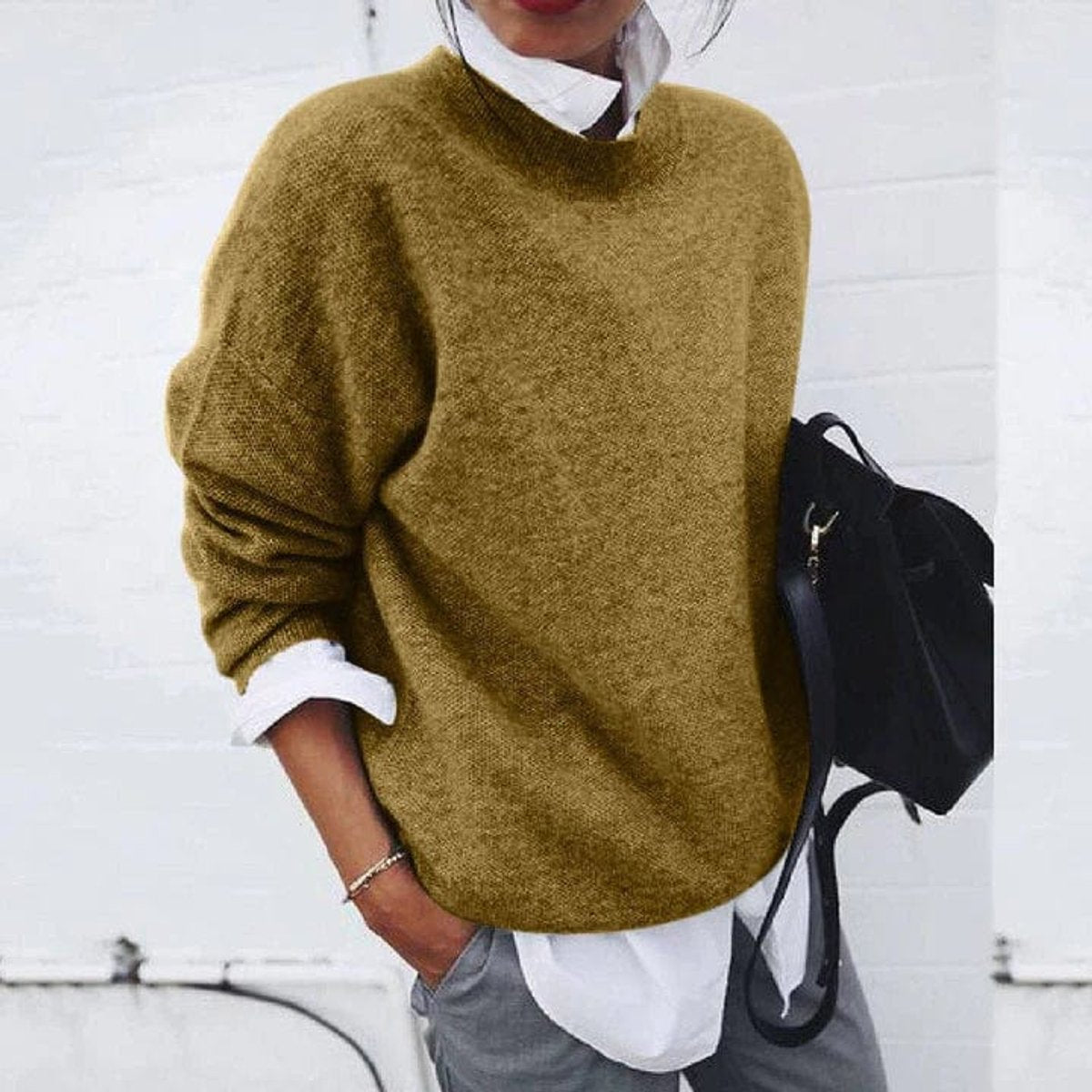 Amanda | Elegant Crew Neck Sweater - Solfae