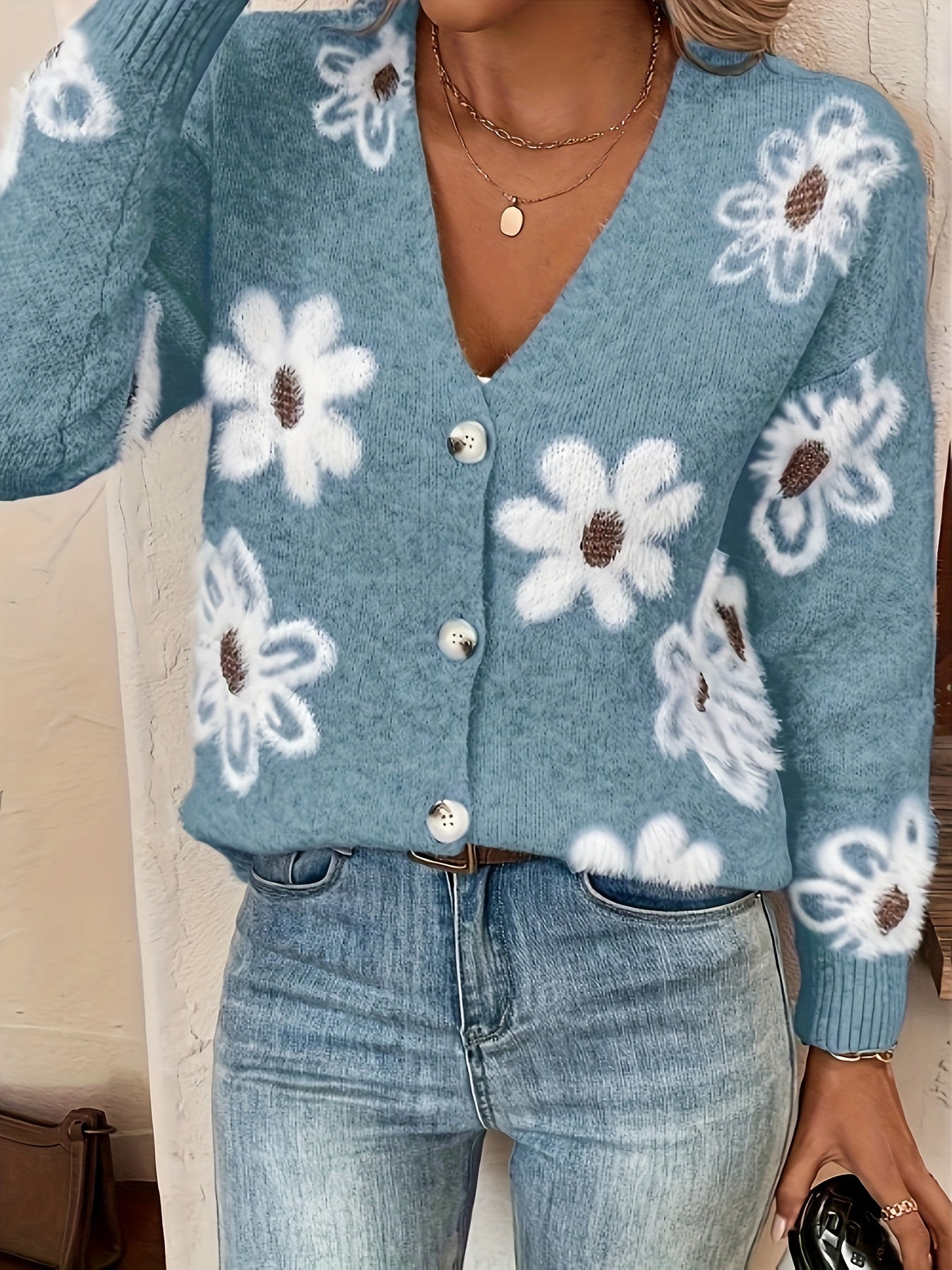 Amanda | Vintage Floral Knit Cardigan - Solfae