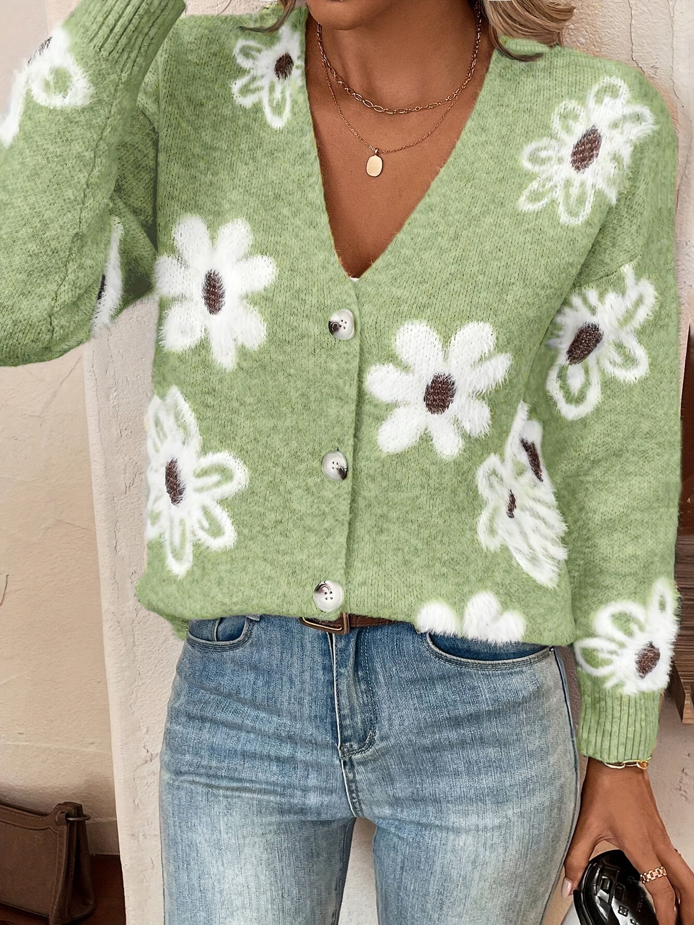 Amanda | Vintage Floral Knit Cardigan - Solfae