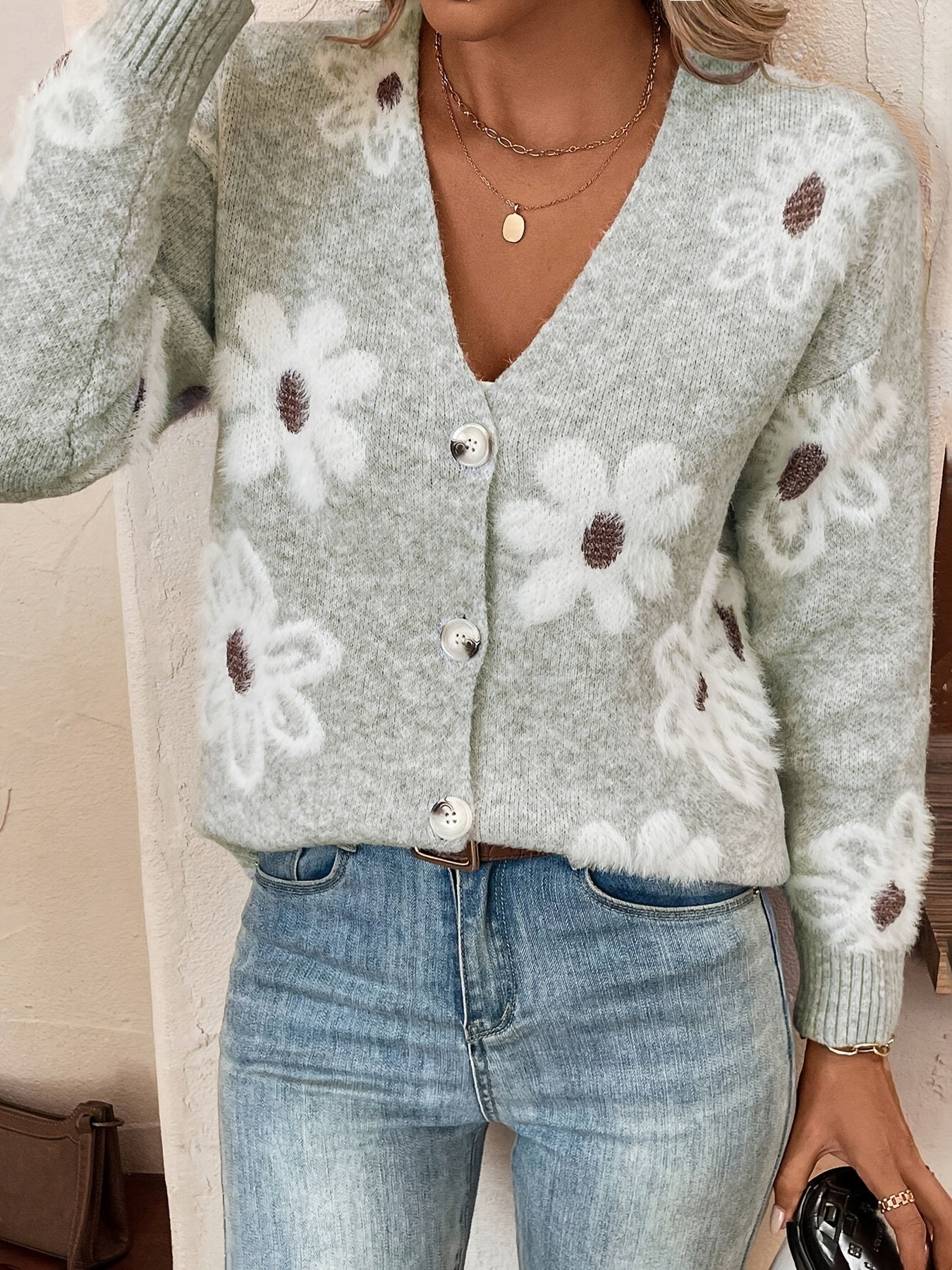 Amanda | Vintage Floral Knit Cardigan - Solfae