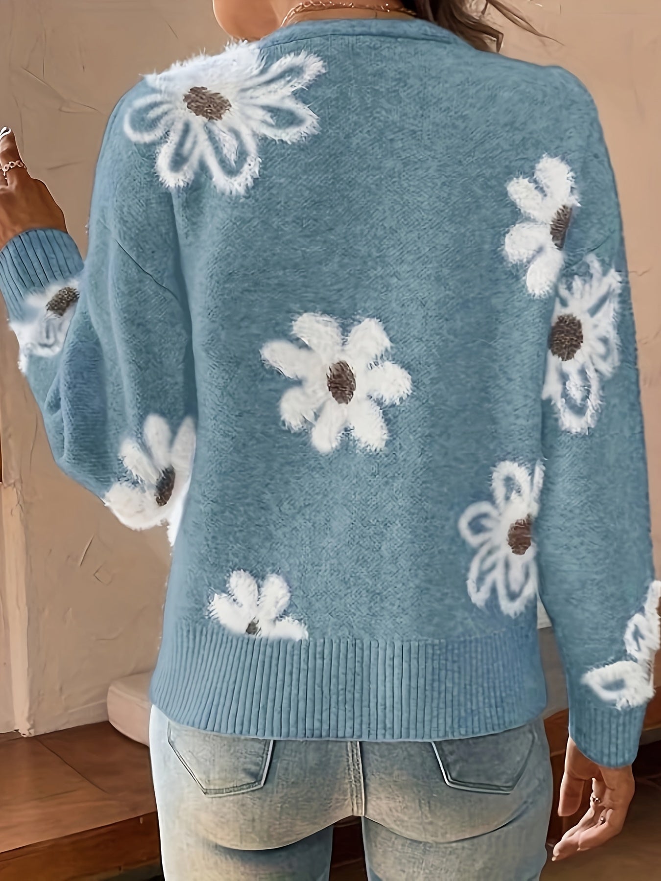 Amanda | Vintage Floral Knit Cardigan - Solfae