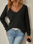 Amber | Elegant Openwork Diamond Sweater - Solfae