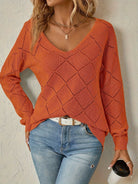 Amber | Elegant Openwork Diamond Sweater - Solfae
