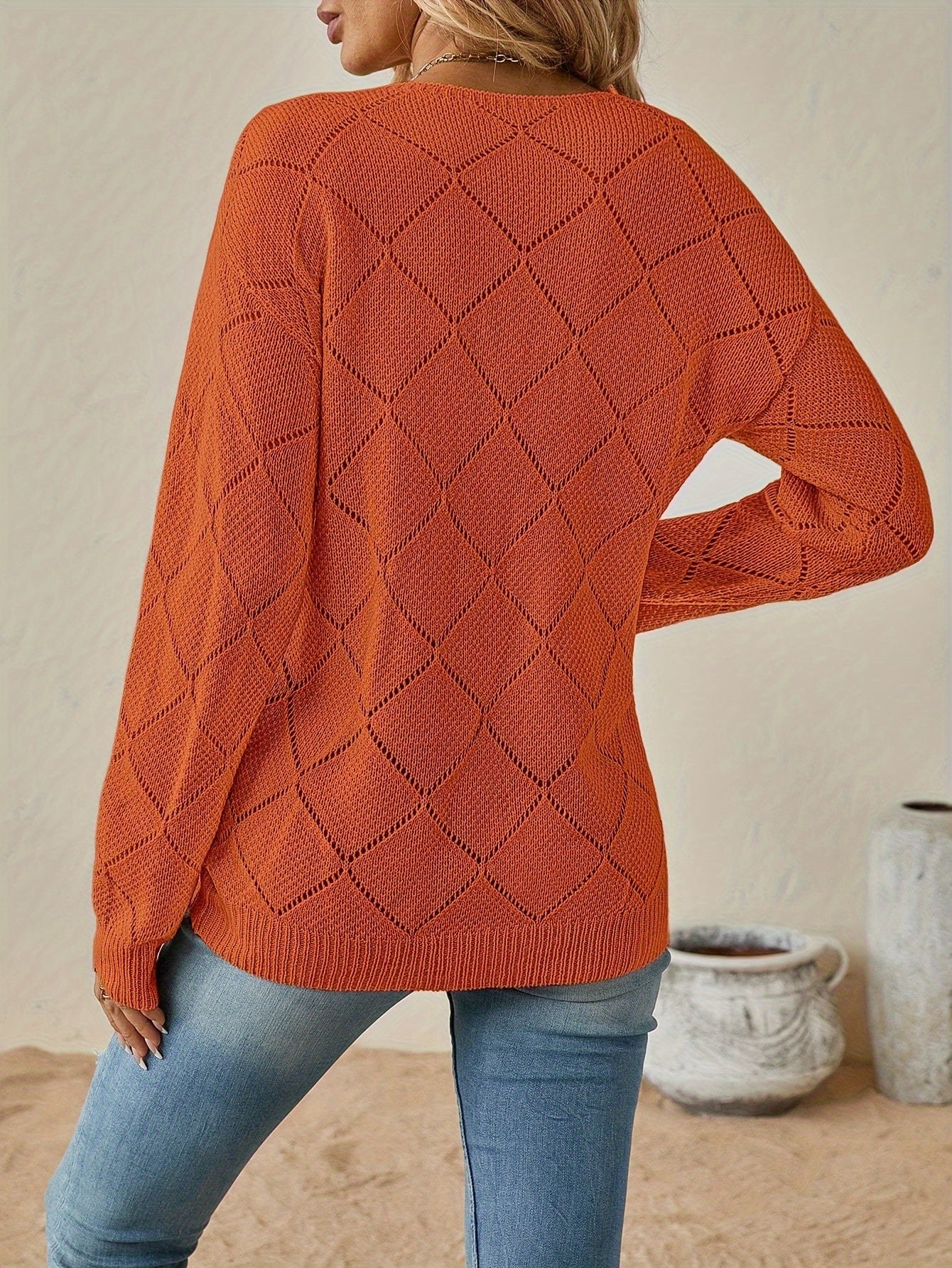 Amber | Elegant Openwork Diamond Sweater - Solfae