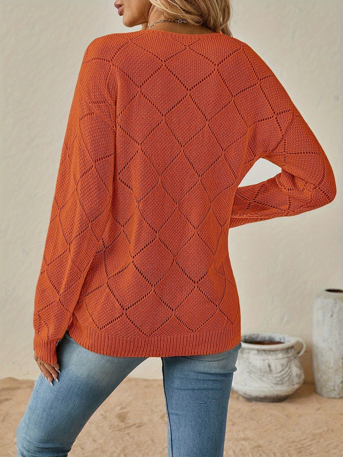 Amber | Elegant Openwork Diamond Sweater - Solfae