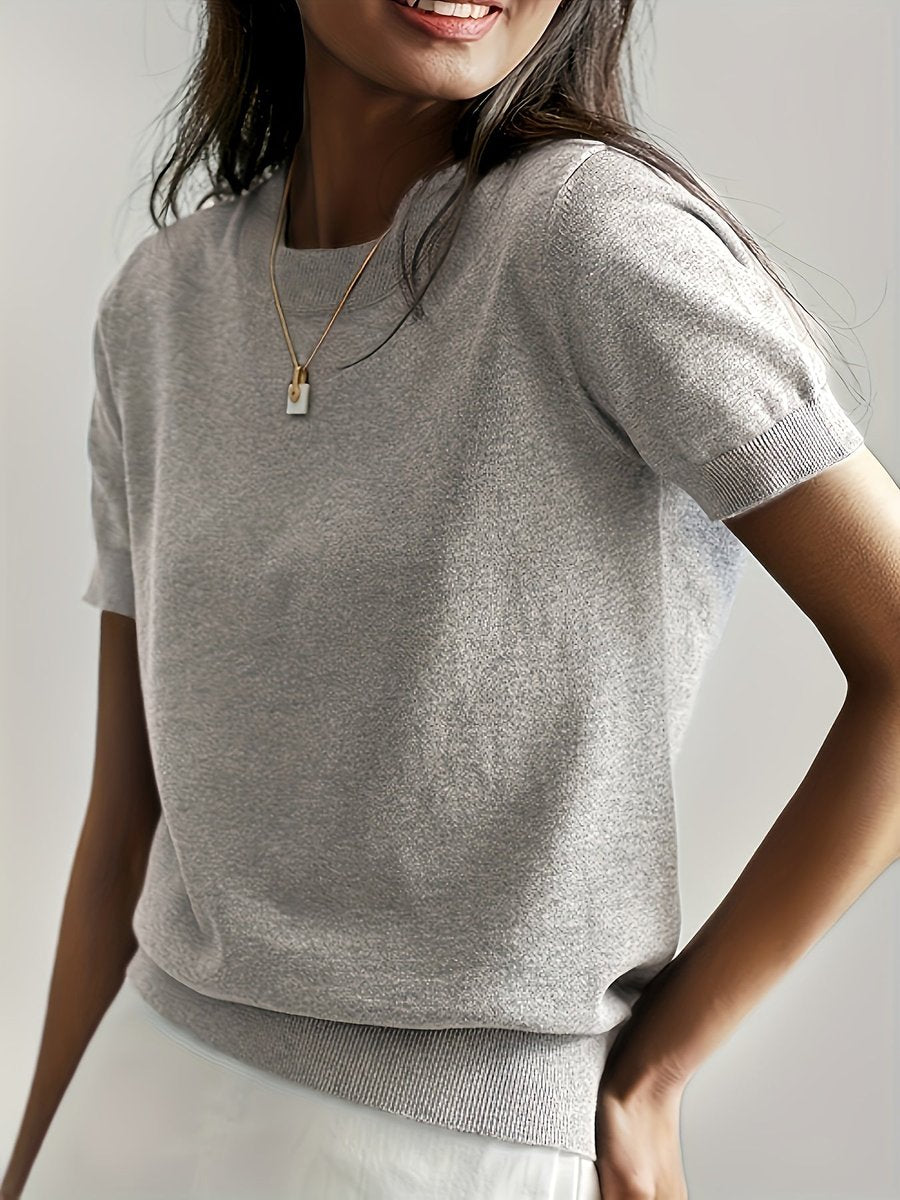 Amelia | Elegant Ribbed Short-Sleeve Sweater - Solfae