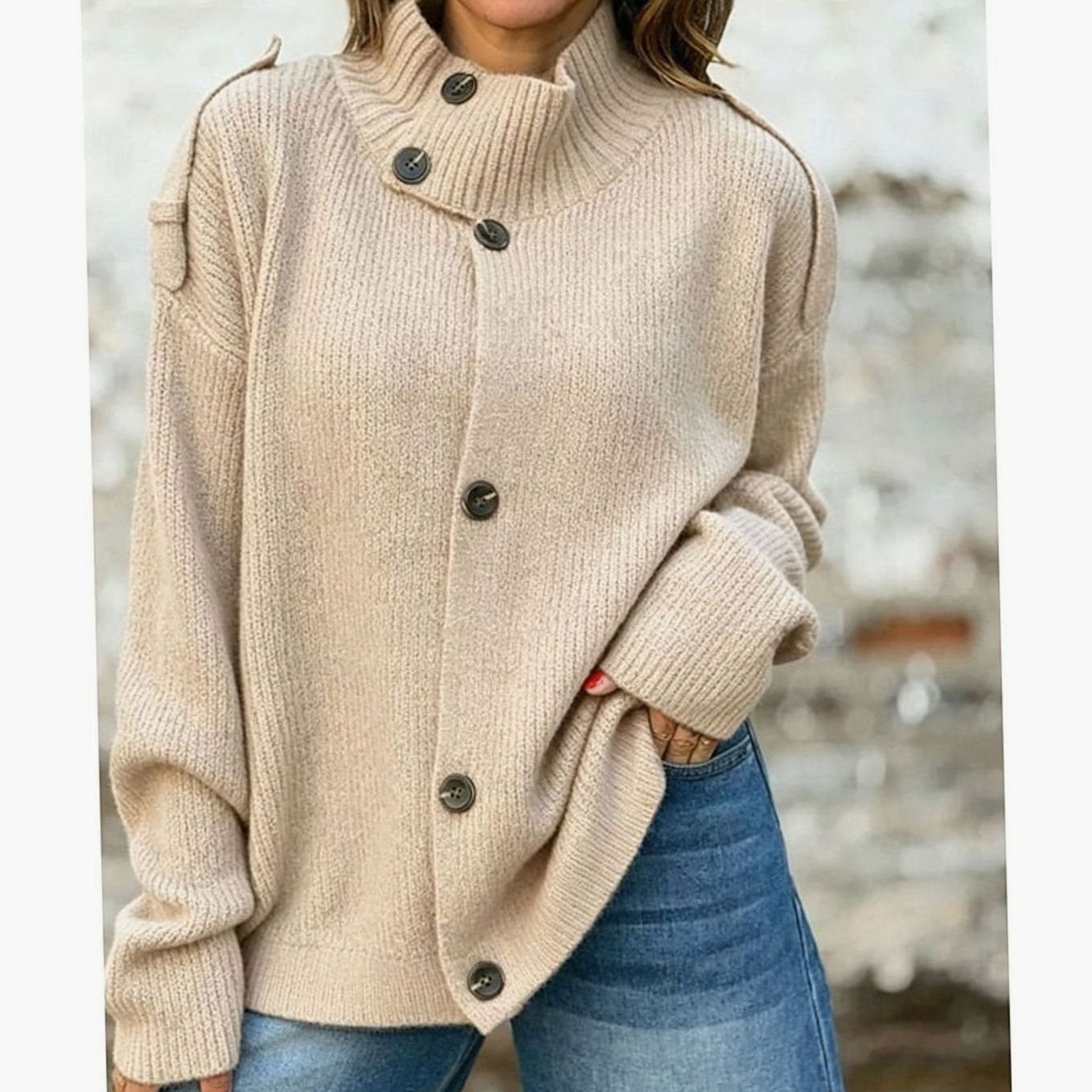 Amelia | Elegant Stand-Collar Knit Cardigan - Solfae