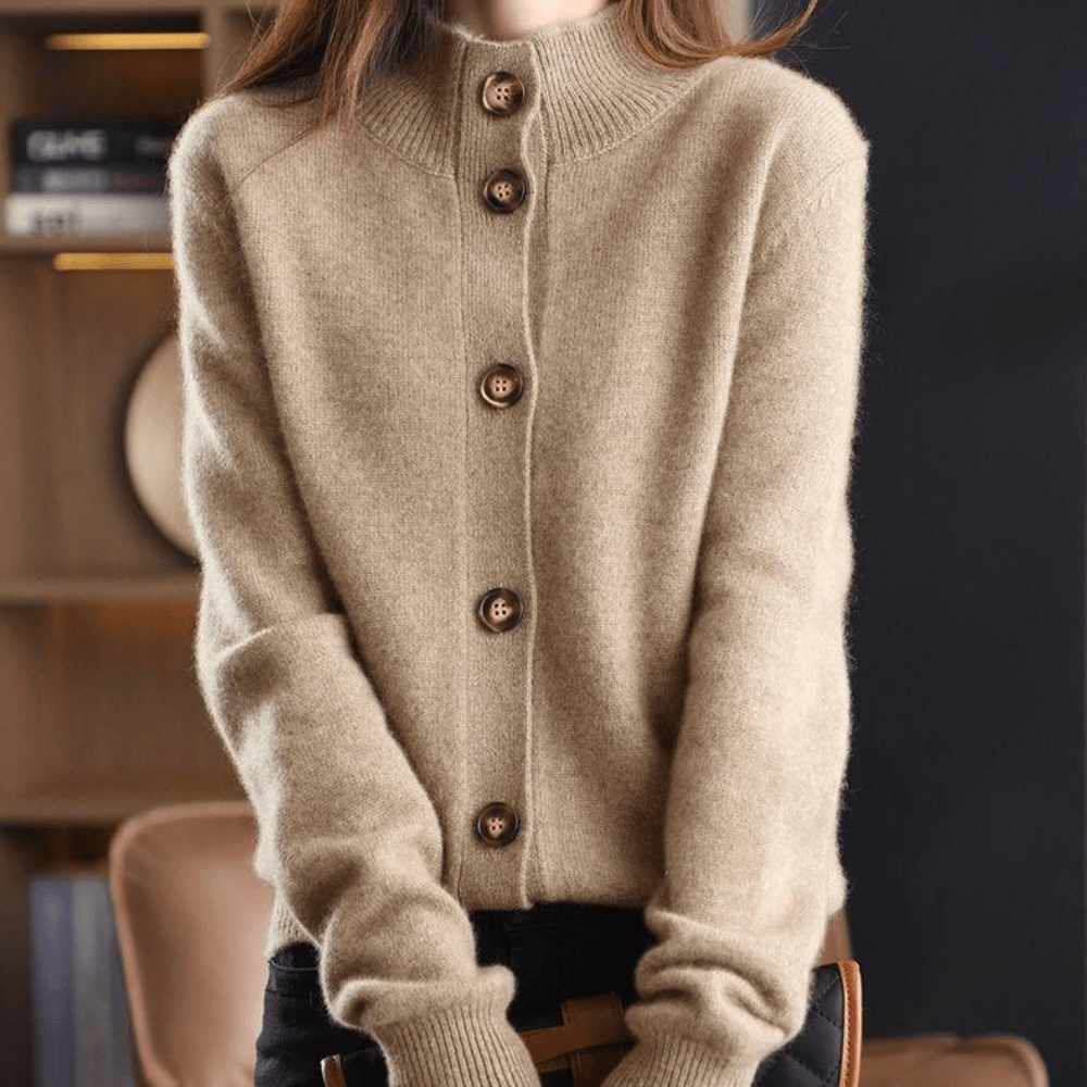 Angela | Elegant Button-Up Knit Cardigan - Solfae