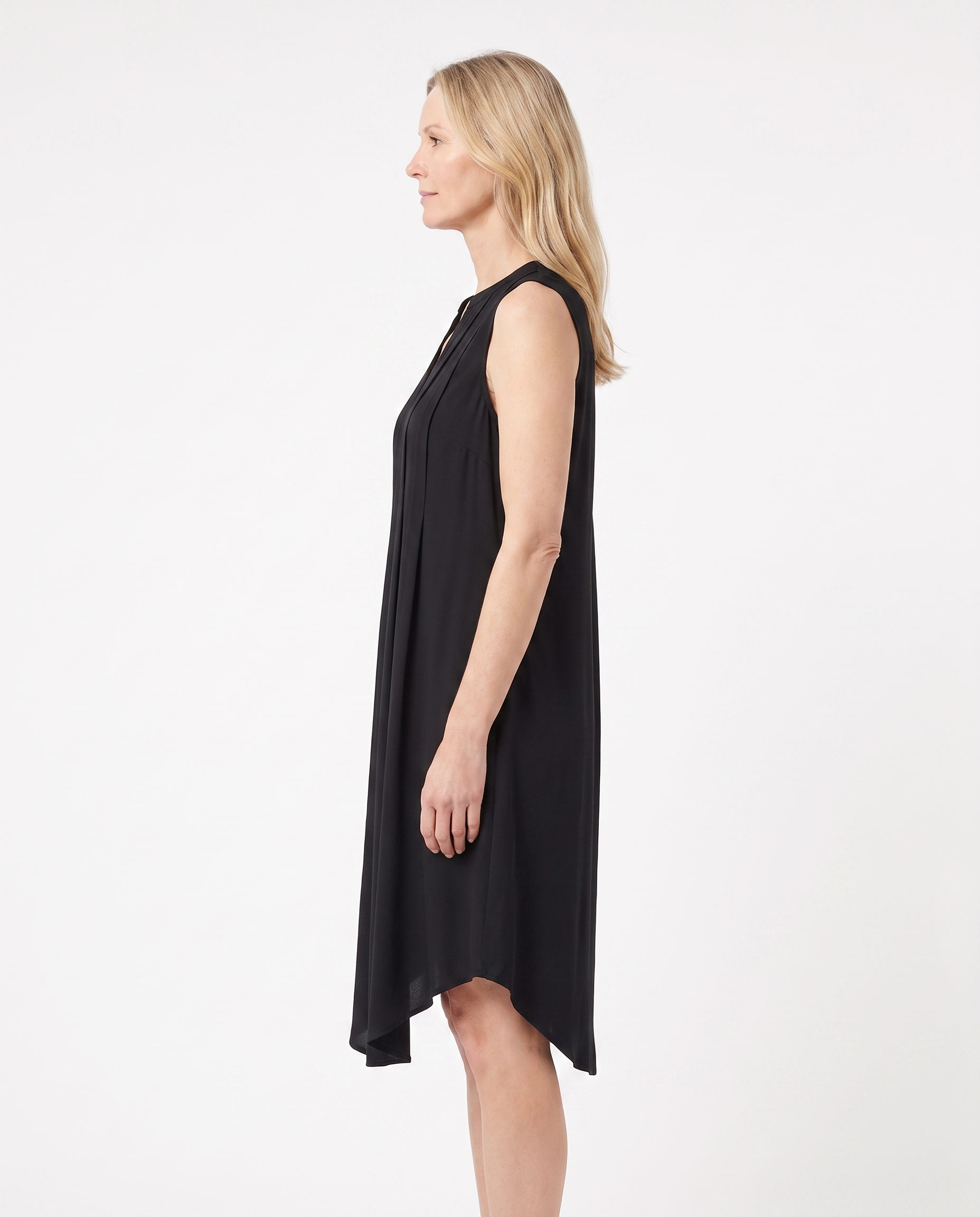 Angela | Elegant Pleated V-Neck Dress - Solfae