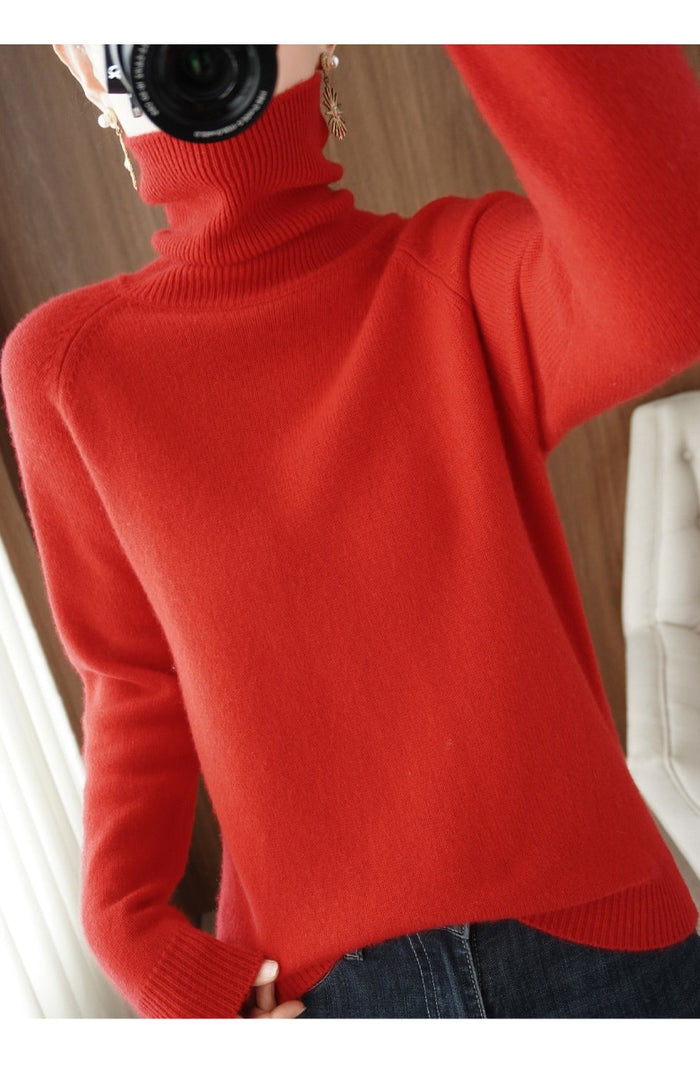 Christina | Elegant Turtleneck Cashmere Sweater - Solfae