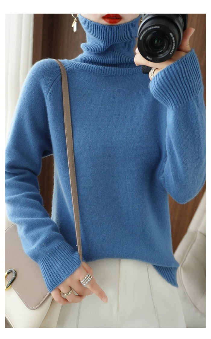 Christina | Elegant Turtleneck Cashmere Sweater - Solfae
