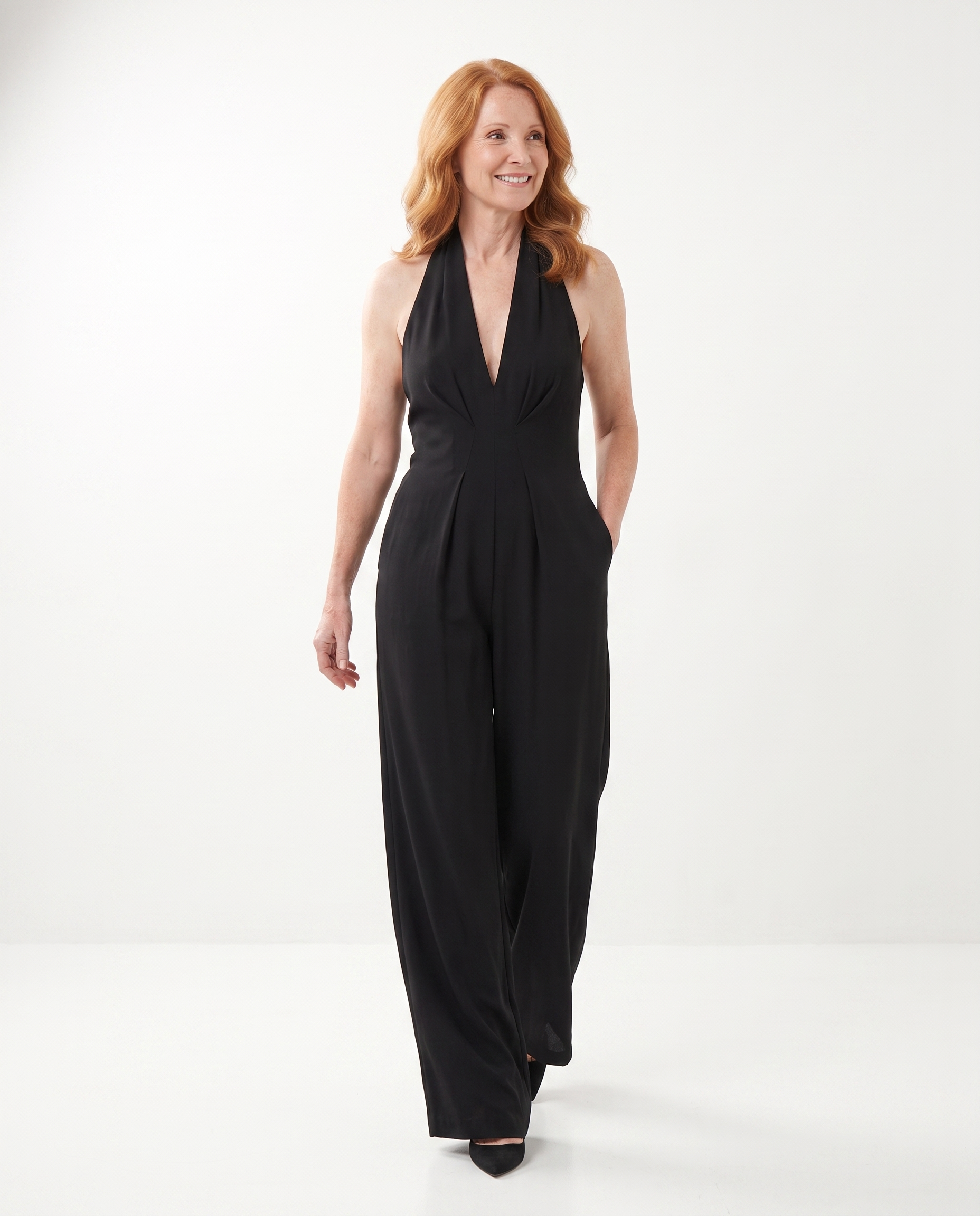 Christina | Flattering Halter Wide-Leg Jumpsuit - Solfae