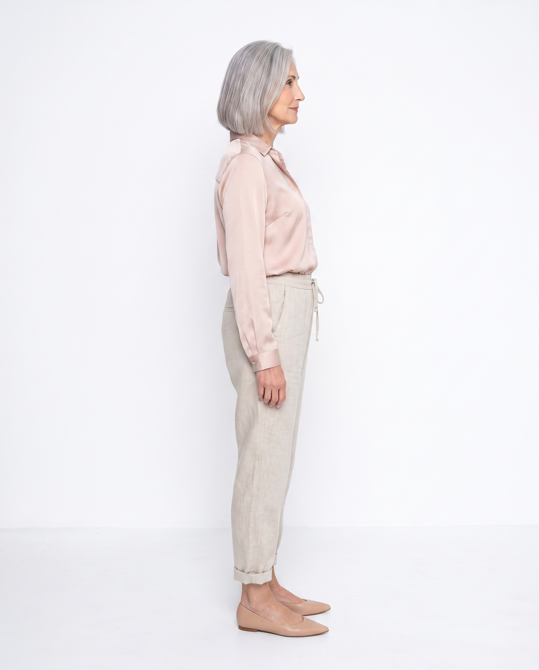 Christina | Relaxed Linen Cuffed Pants - Solfae