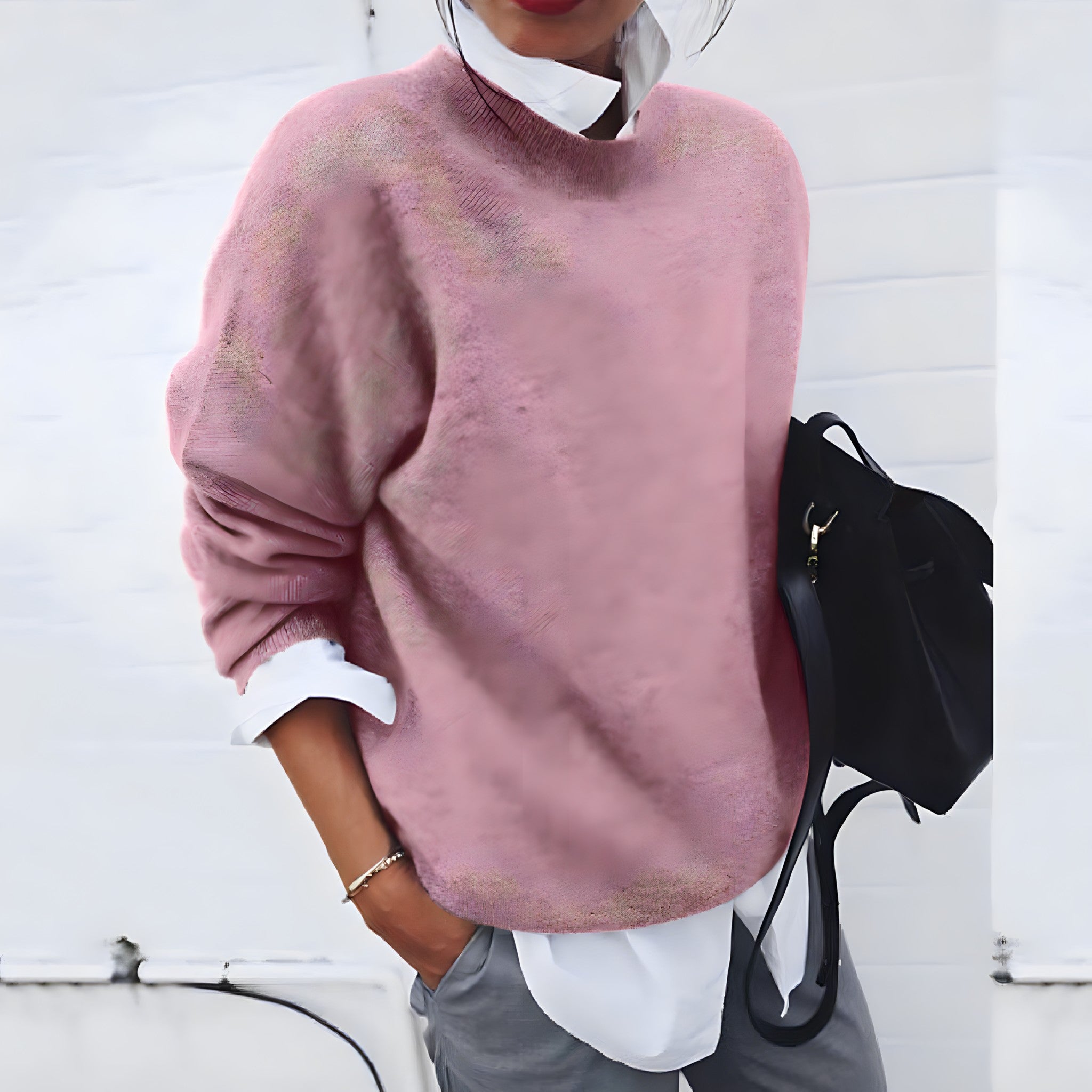 Christine | Elegant Cashmere Crewneck Sweater - Solfae