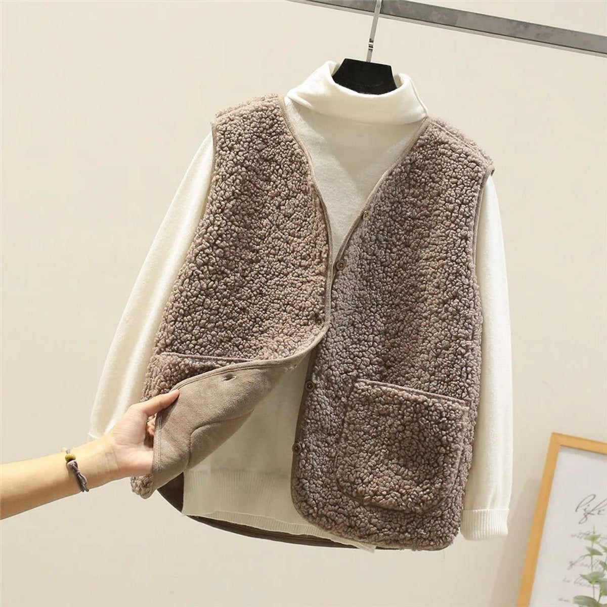 Danielle | Cozy Sherpa Fleece Vest - Solfae