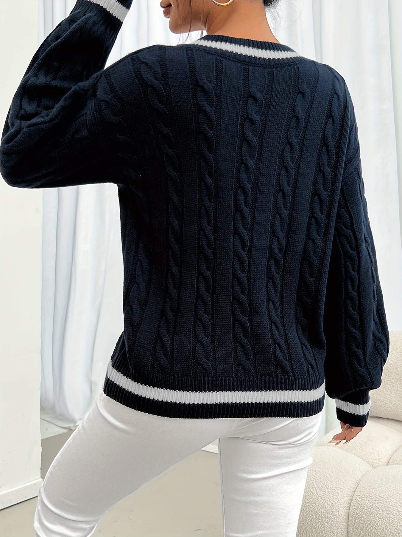 Danielle | Elegant Cable-Knit Varsity Sweater - Solfae