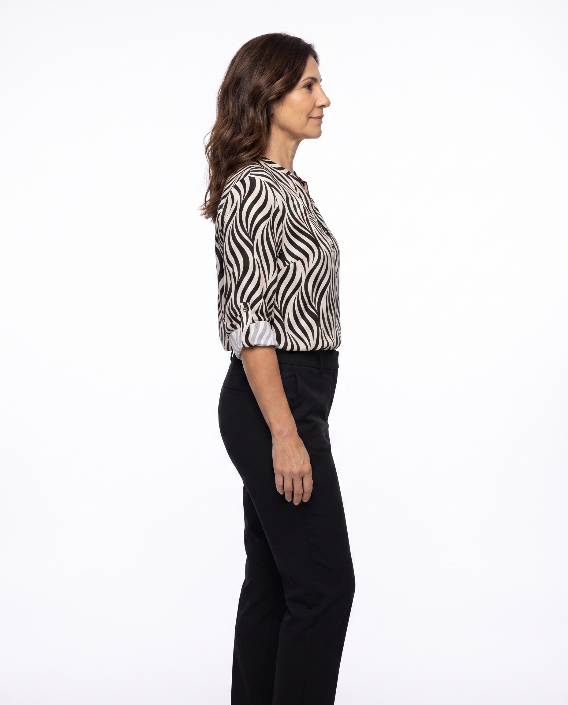 Danielle | Stylish Wavy Blouse - Solfae
