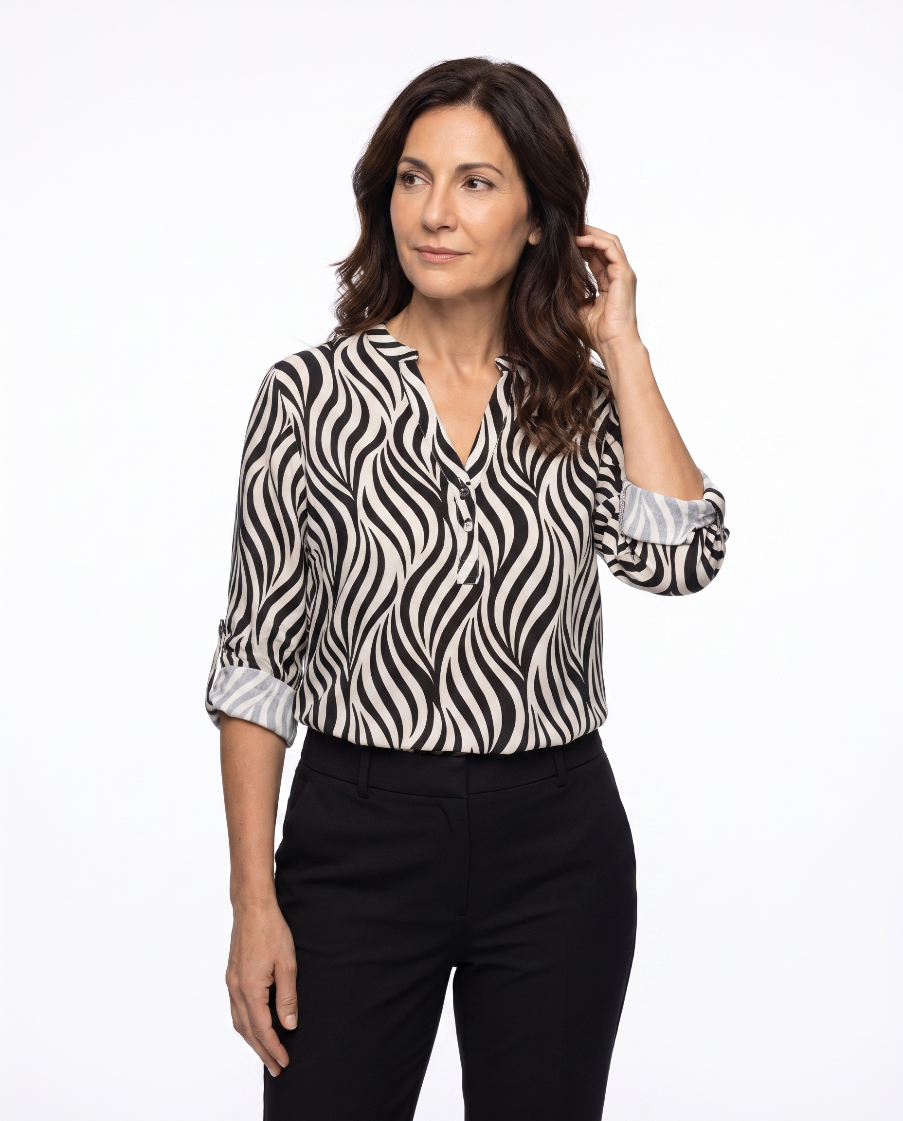 Danielle | Stylish Wavy Blouse - Solfae