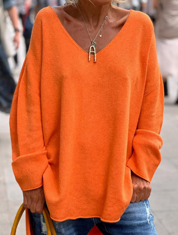 Emily | Elegant Oversized V-Neck Sweater - Solfae