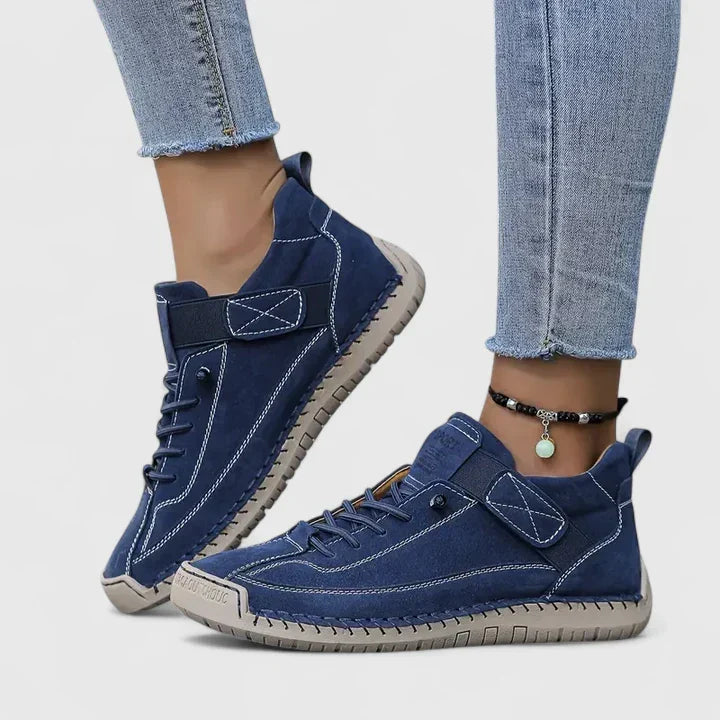 Jennifer | Comfortable Stitched Leather Sneakers - Solfae