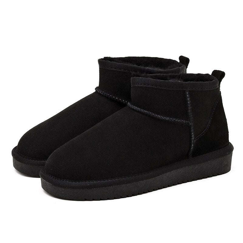 Jennifer | Comfortable Suede Ankle Boots - Solfae