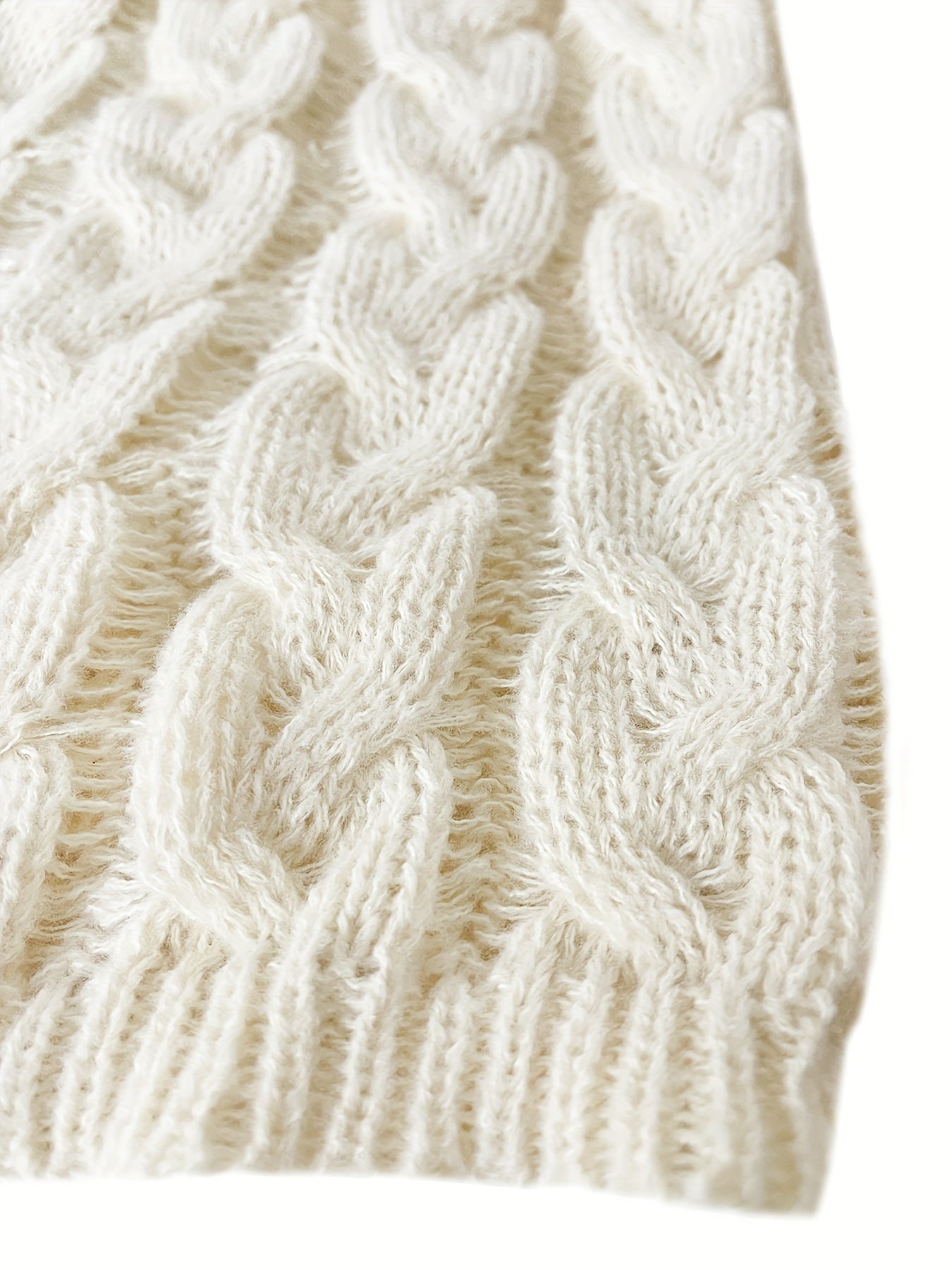 Jennifer | Elegant Cable-Knit V-Neck Sweater - Solfae