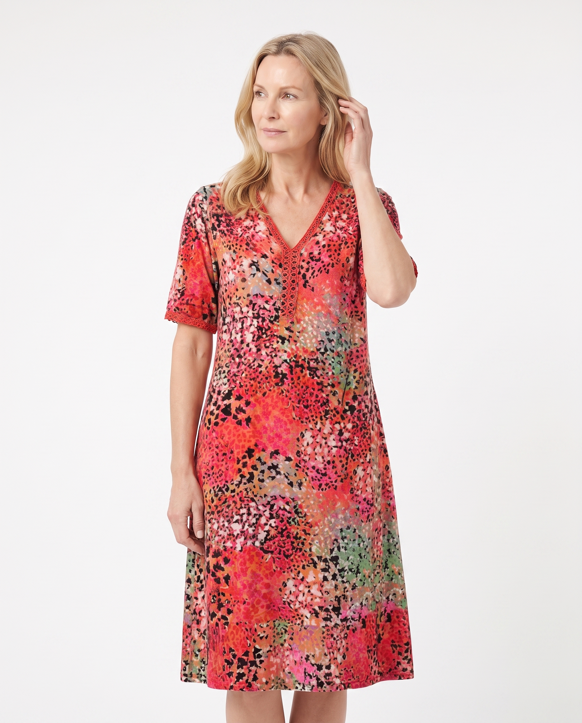 Jennifer | Elegant Lace Midi Dress - Solfae