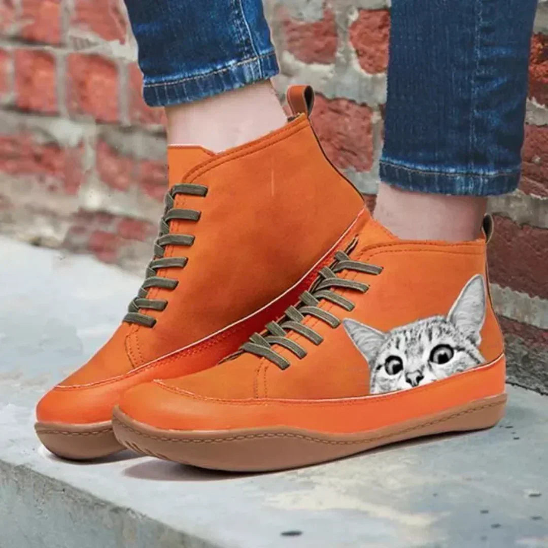 Jessica | Comfortable Leather Cat Boots - Solfae