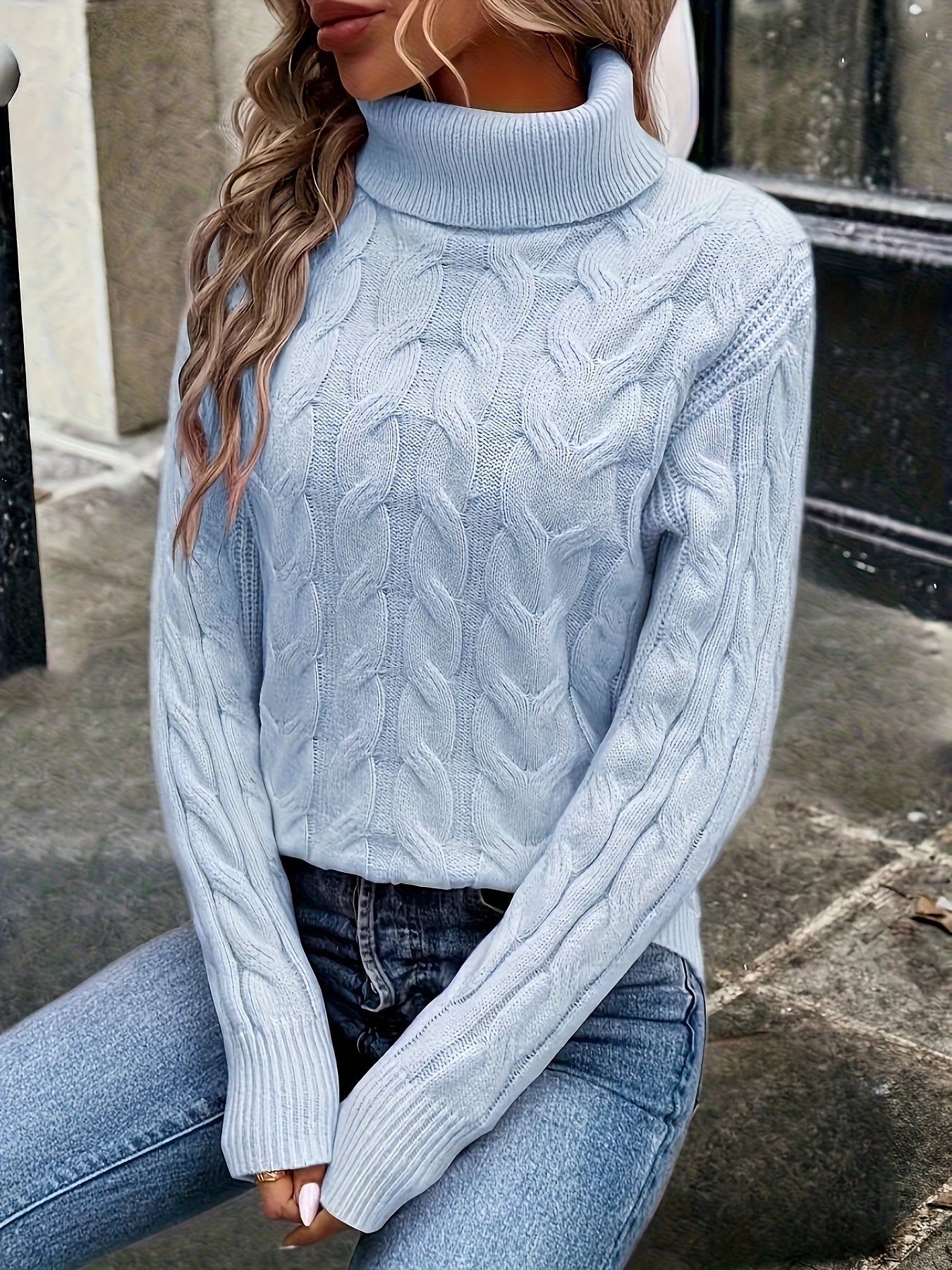 Jessica | Elegant Cable-Knit Turtleneck Sweater - Solfae