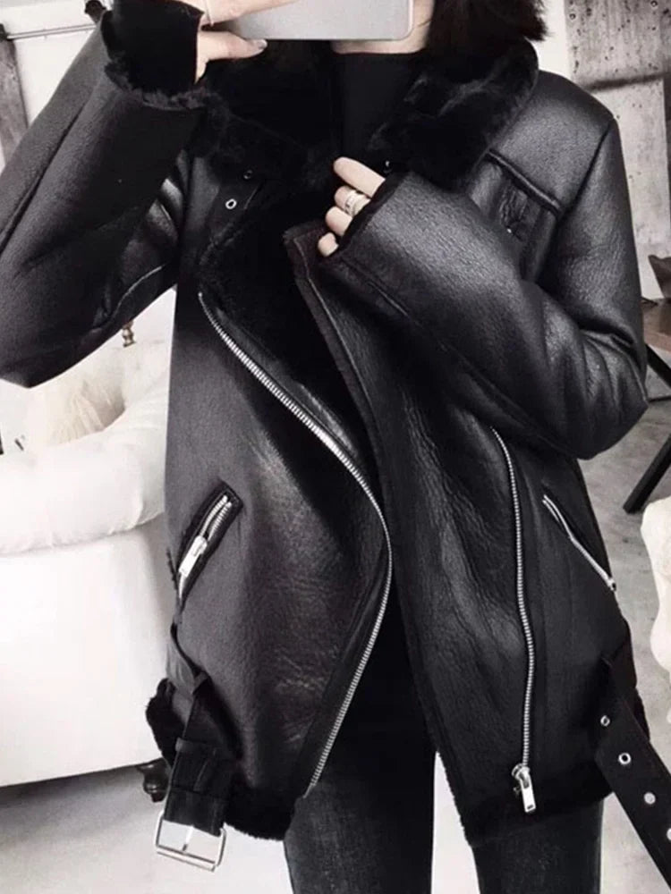 Jessica | Elegant Shearling Aviator Jacket - Solfae