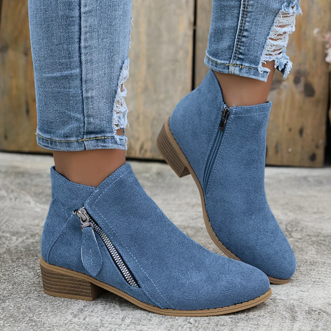 Joanna | Elegant Suede Ankle Boots - Solfae