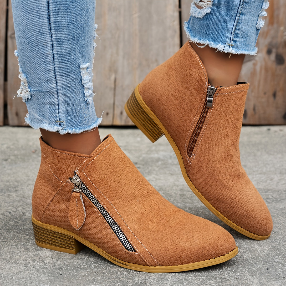 Joanna | Elegant Suede Ankle Boots - Solfae