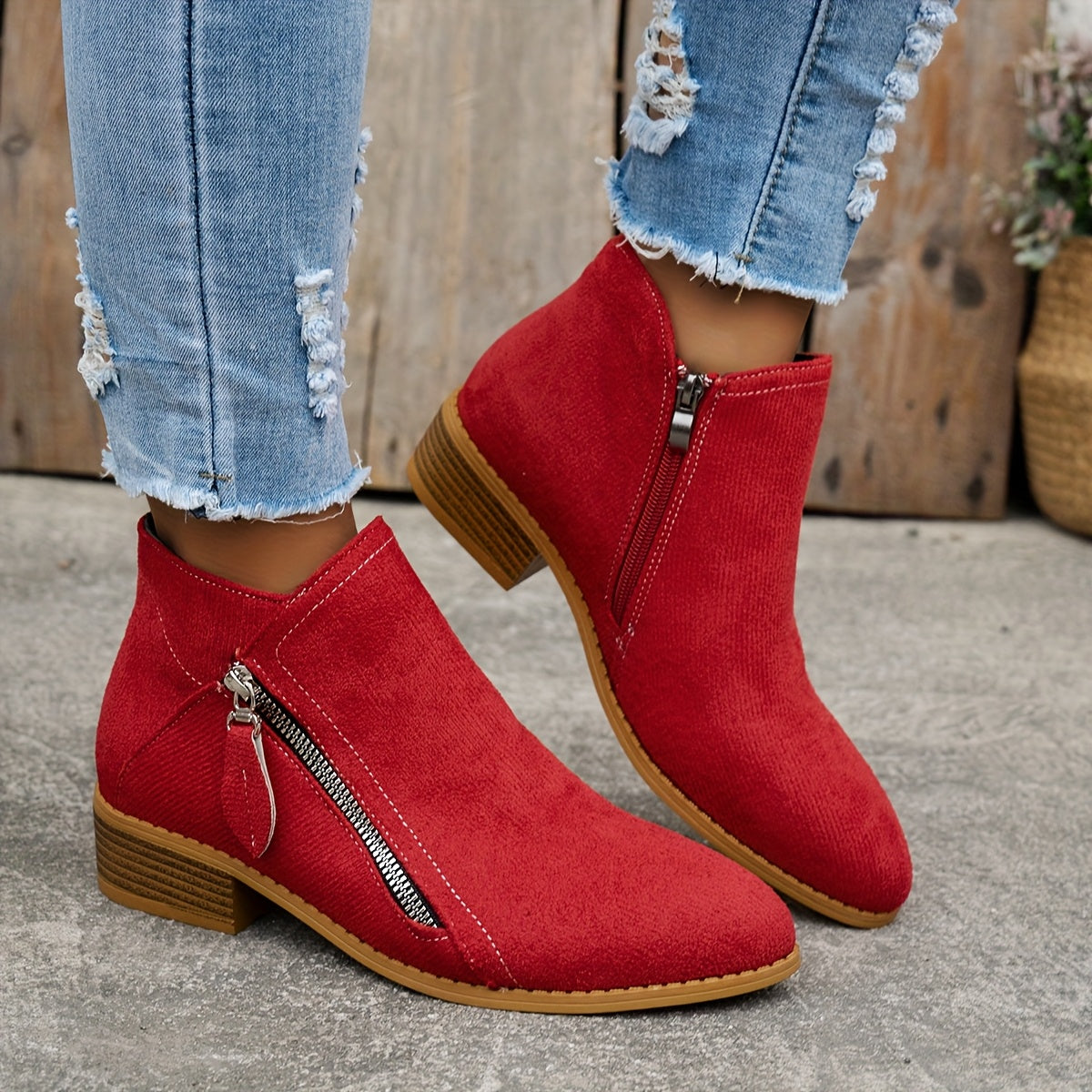Joanna | Elegant Suede Ankle Boots - Solfae
