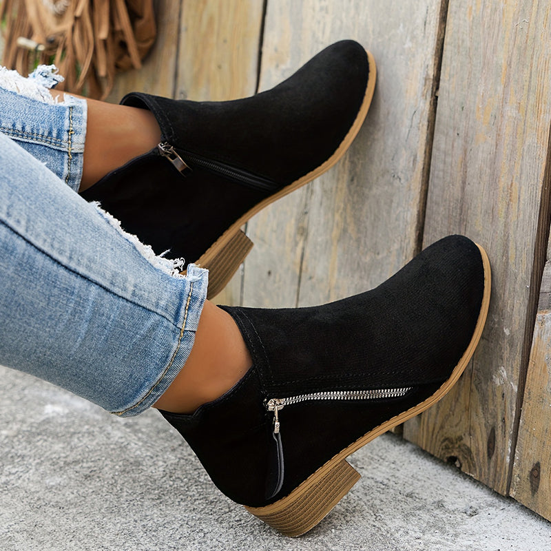 Joanna | Elegant Suede Ankle Boots - Solfae