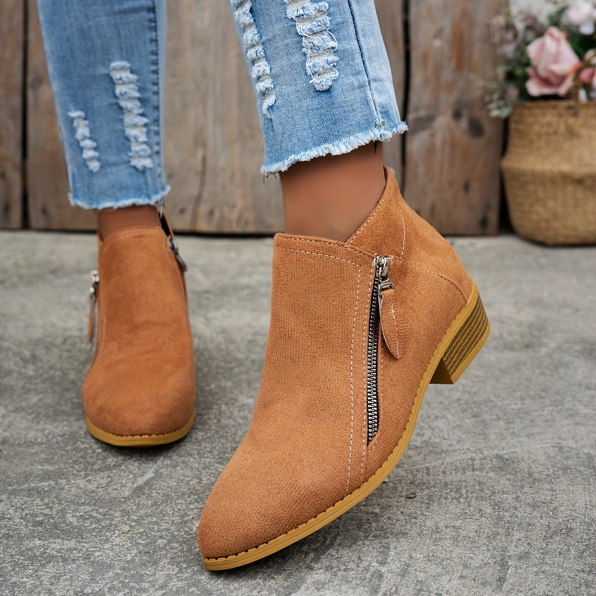 Joanna | Elegant Suede Ankle Boots - Solfae