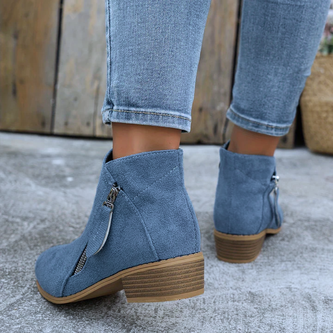 Joanna | Elegant Suede Ankle Boots - Solfae
