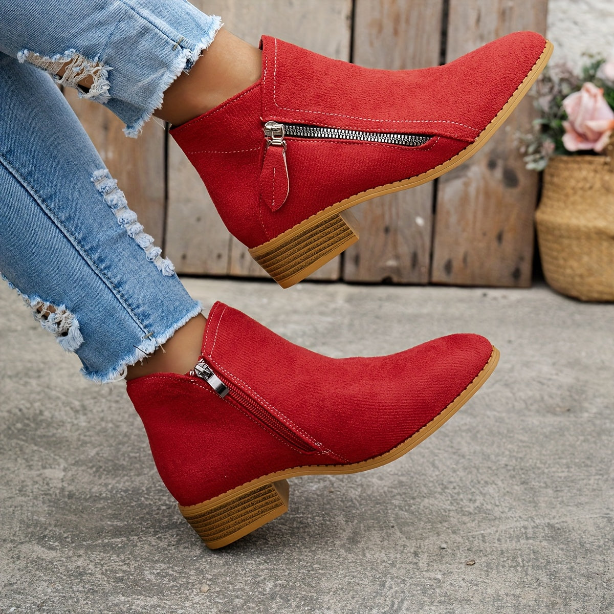 Joanna | Elegant Suede Ankle Boots - Solfae