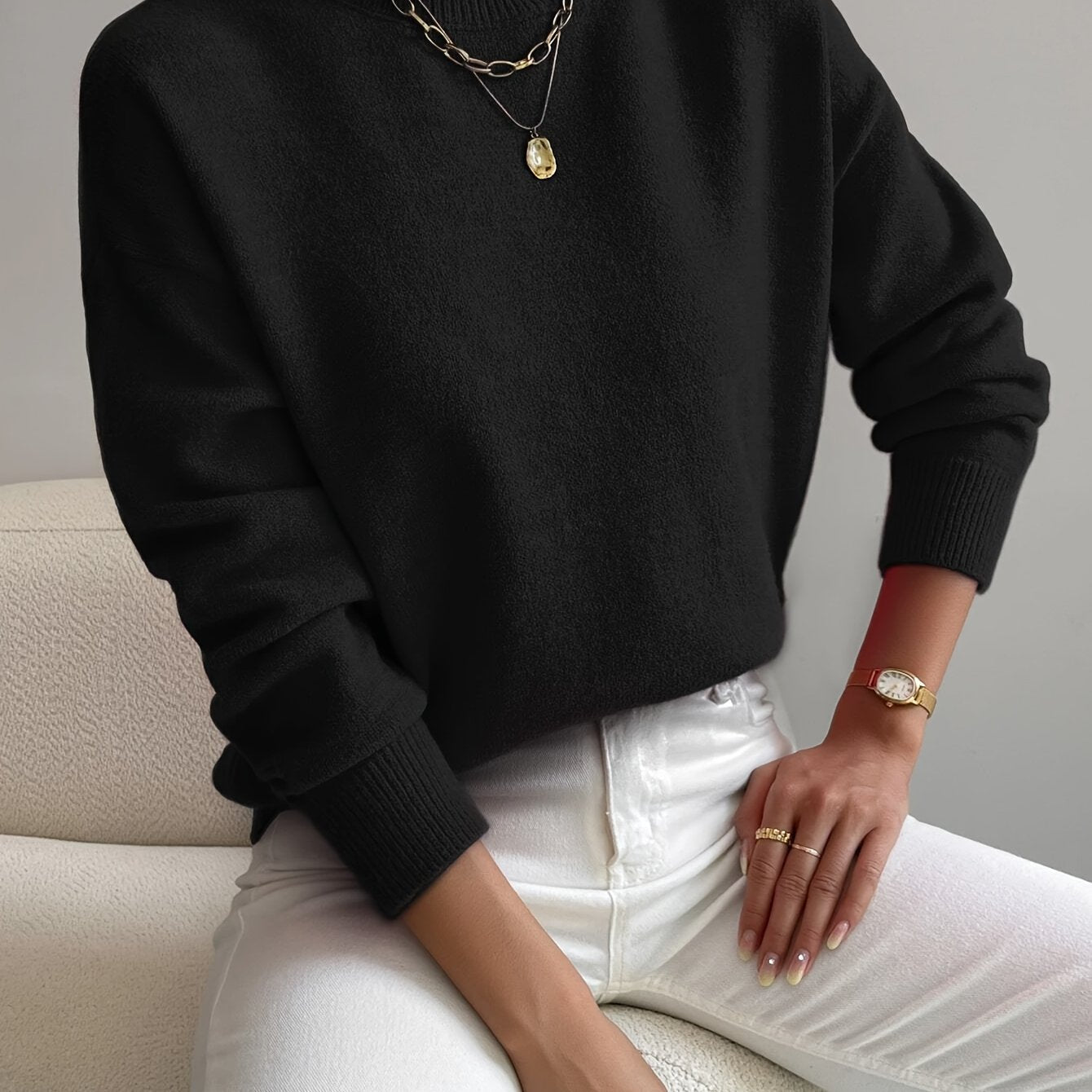 Kelly | Elegant Neck Knit Sweater - Solfae