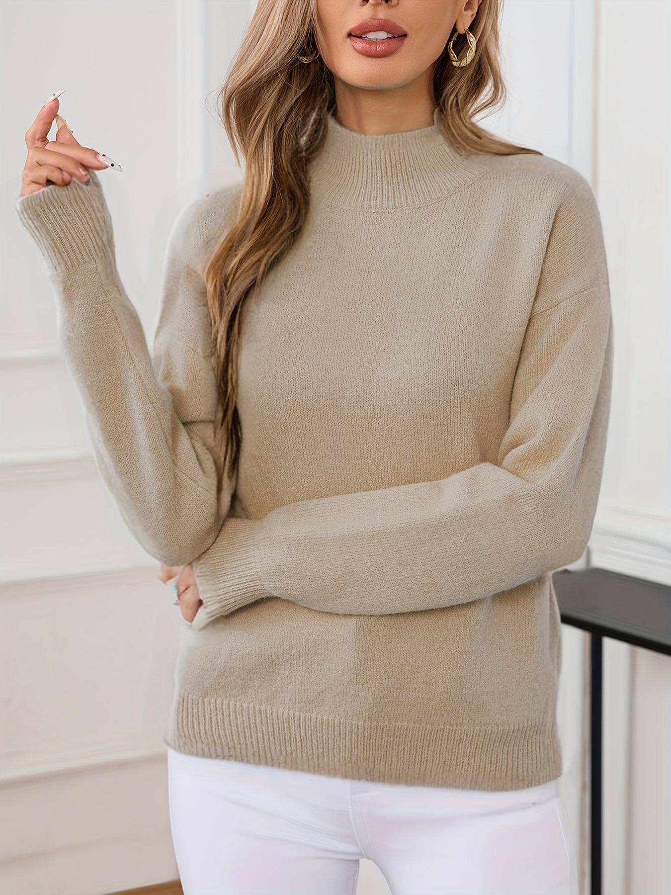 Kelly | Elegant Neck Knit Sweater - Solfae