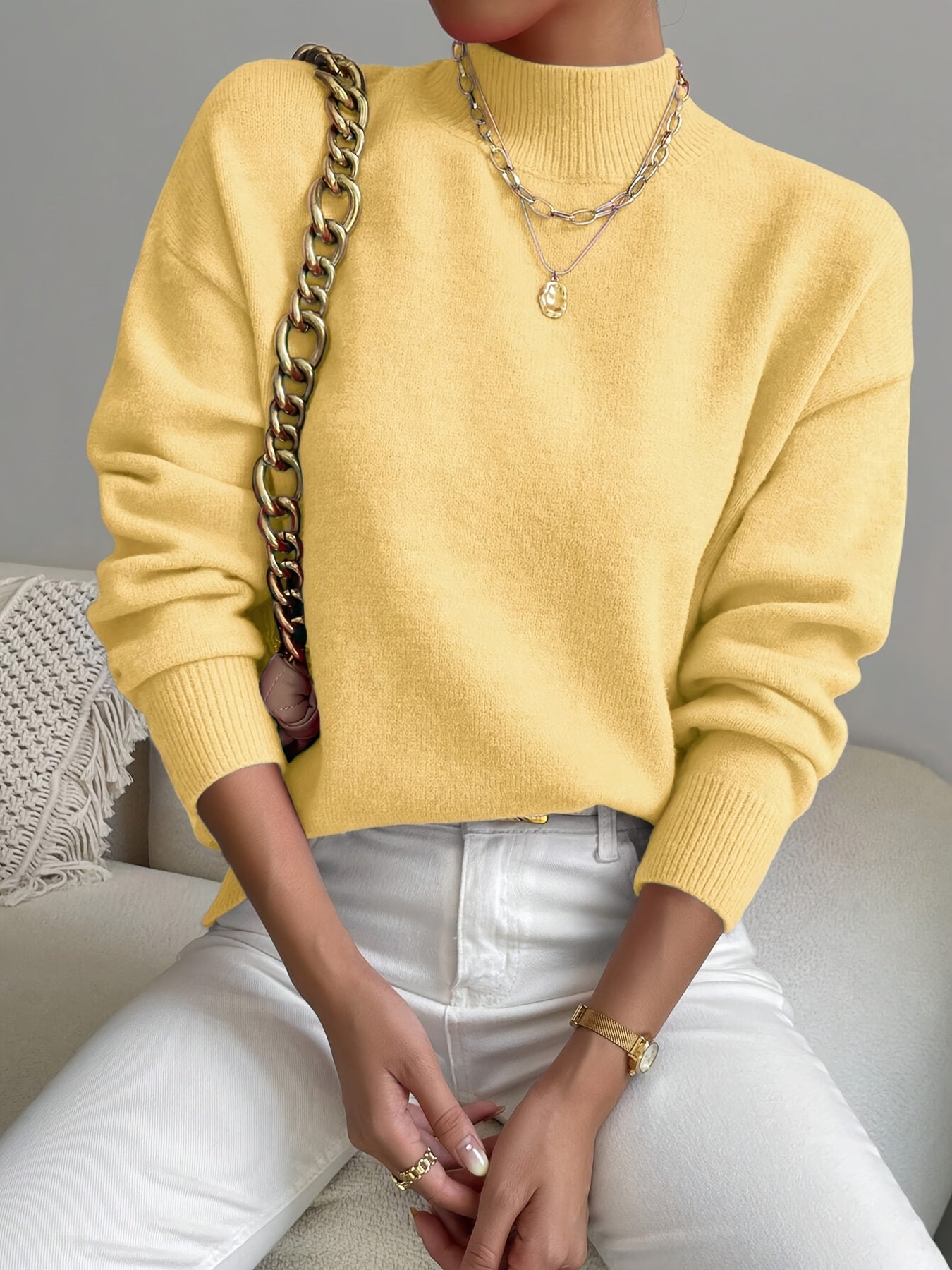 Kelly | Elegant Neck Knit Sweater - Solfae