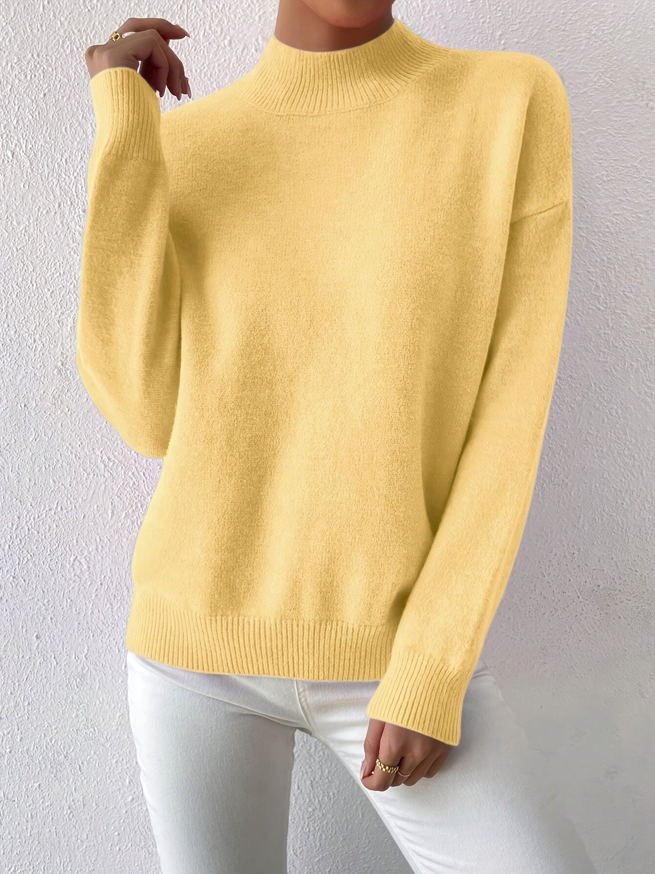 Kelly | Elegant Neck Knit Sweater - Solfae