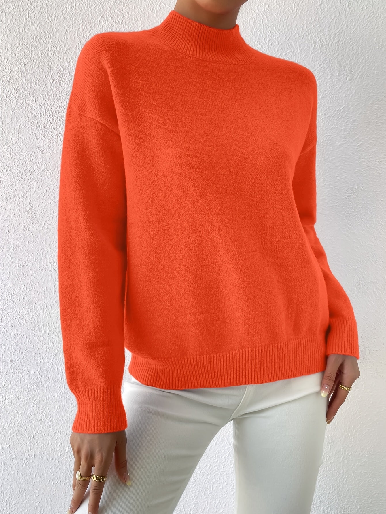 Kelly | Elegant Neck Knit Sweater - Solfae