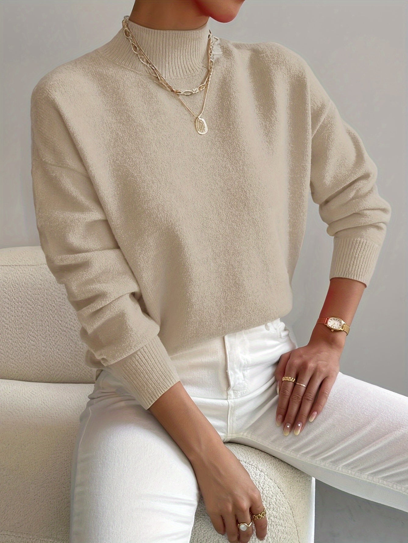 Kelly | Elegant Neck Knit Sweater - Solfae