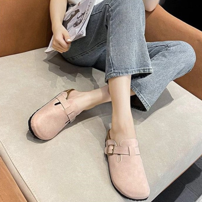 Laura | Comfortable Suede Boston Clogs - Solfae