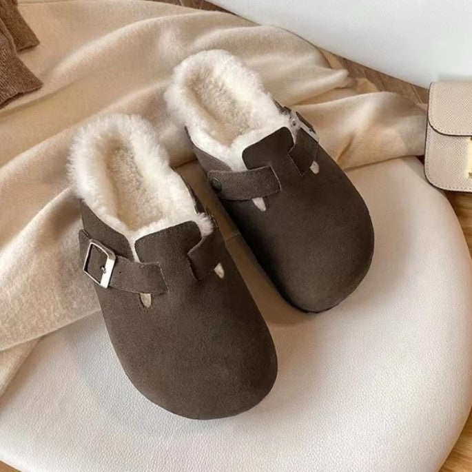Laura | Comfortable Suede Boston Clogs - Solfae