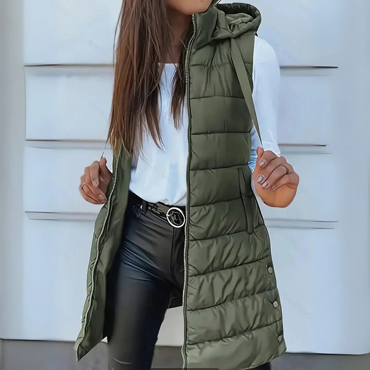 Madison | Elegant Hooded Puffer Vest - Solfae