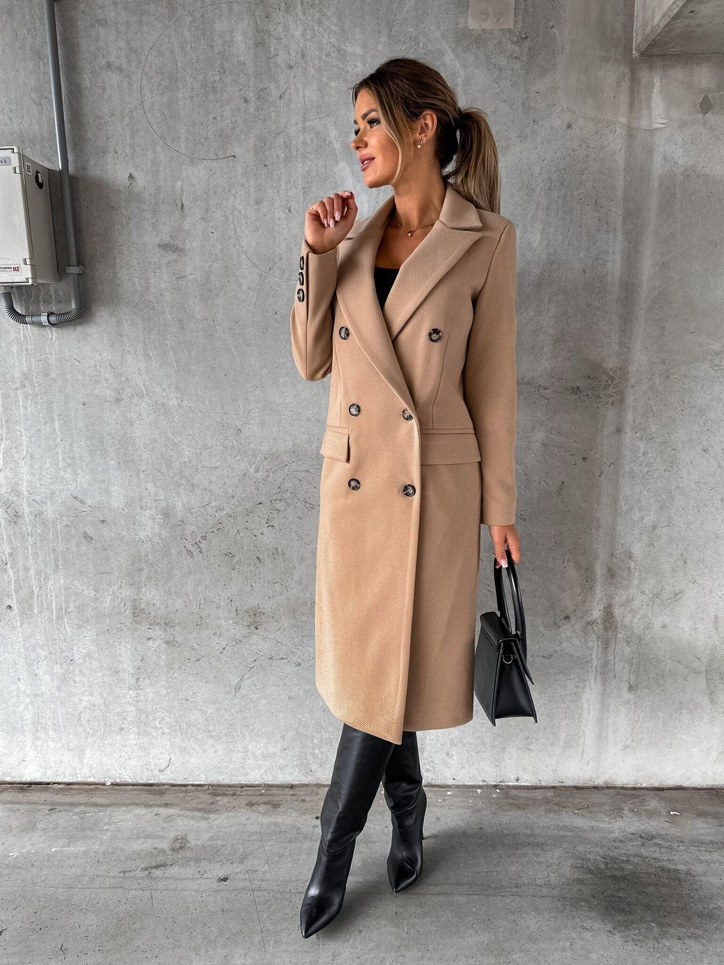 Rebecca | Elegant Double-Breasted Tailored Coat - Solfae